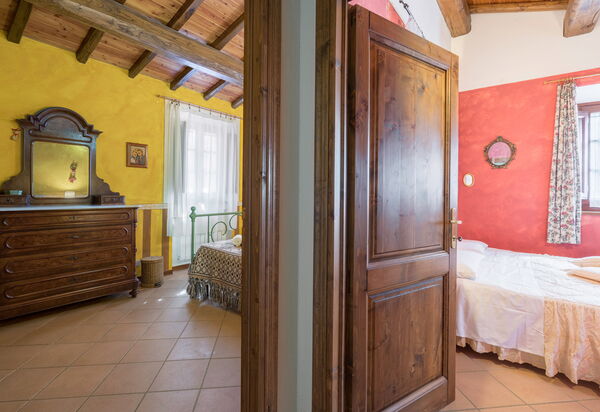 Vecchia Fornace – La Piastra Agriturismo, With Pool, Abetone: Autunno, Camera da letto, Estate, Primavera