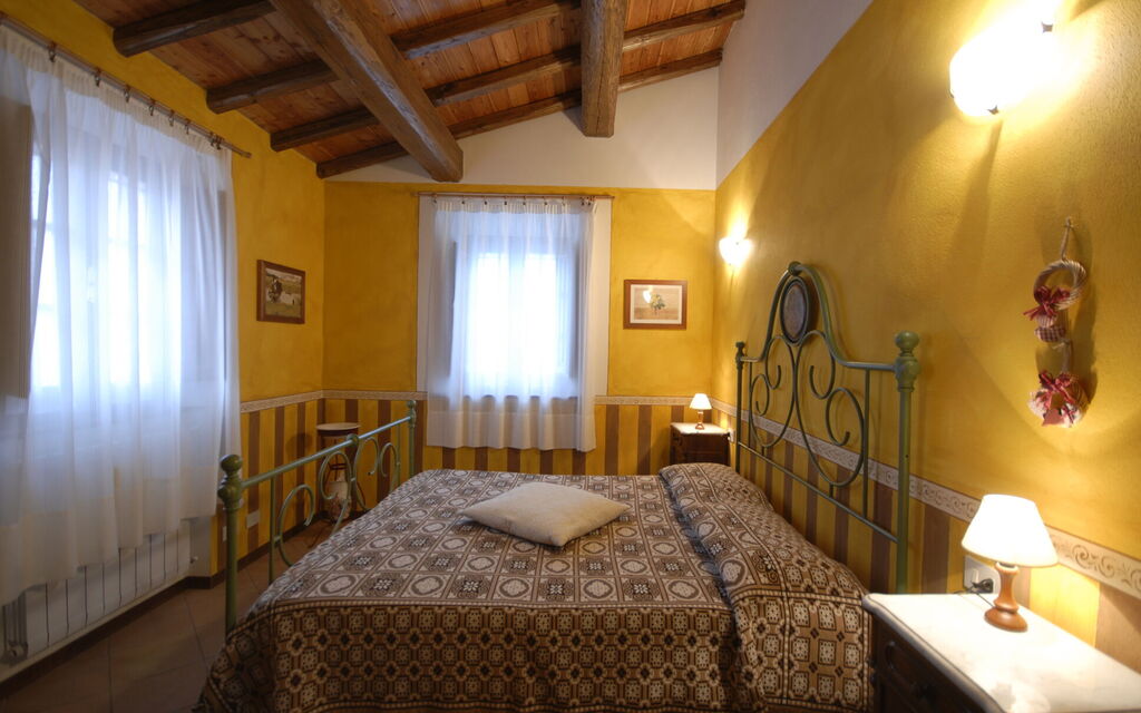 Vecchia Fornace – La Piastra Agriturismo, With Pool, Abetone: Autunno, Camera da letto, Estate, Primavera