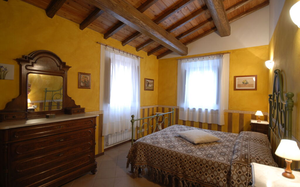 Vecchia Fornace – La Piastra Agriturismo, With Pool, Abetone: Autunno, Camera da letto, Estate, Primavera