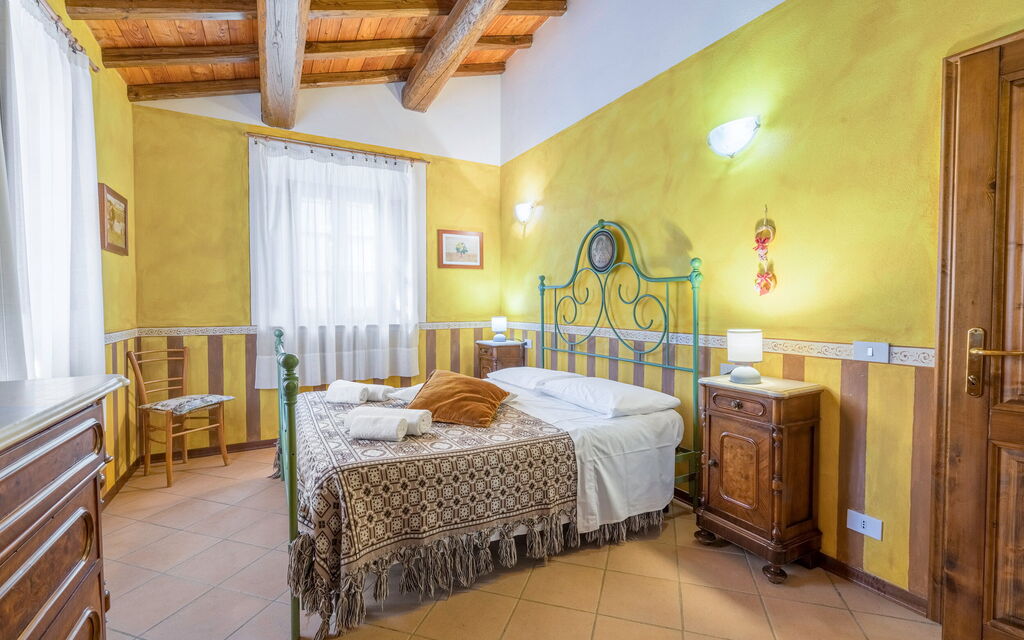Vecchia Fornace – La Piastra Agriturismo, With Pool, Abetone: Autunno, Camera da letto, Estate, Primavera