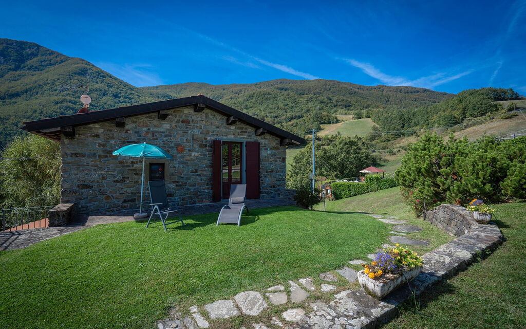 Vecchia Fornace – La Piastra Agriturismo, With Pool, Abetone: Autunno, Estate, Primavera