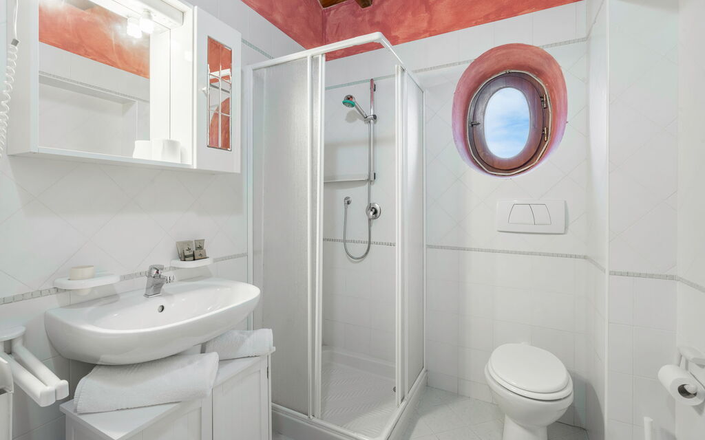 La Vecchia Fornace La Piastra Apartments - Abetone - : Autumn, Bathroom, Spring, Summer