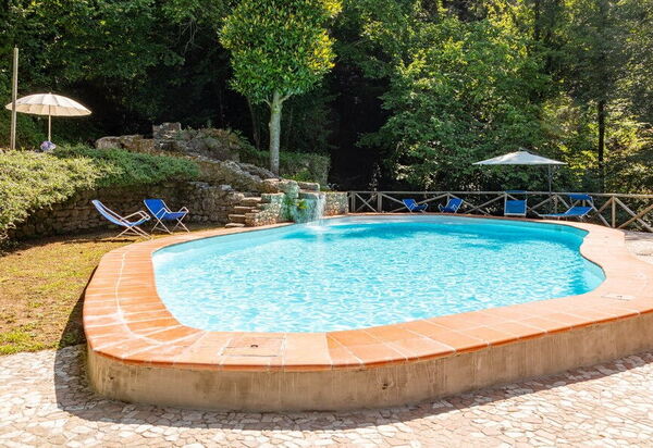 Molin Barletta, Private Pool, Nature - Marliana, Toscana: Autunno, Estate, Piscina, Primavera