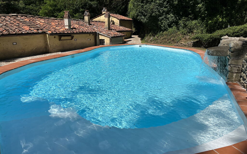 Molin Barletta, Private Pool, Nature - Marliana, Toscana: Autumn, Pool, Spring, Summer