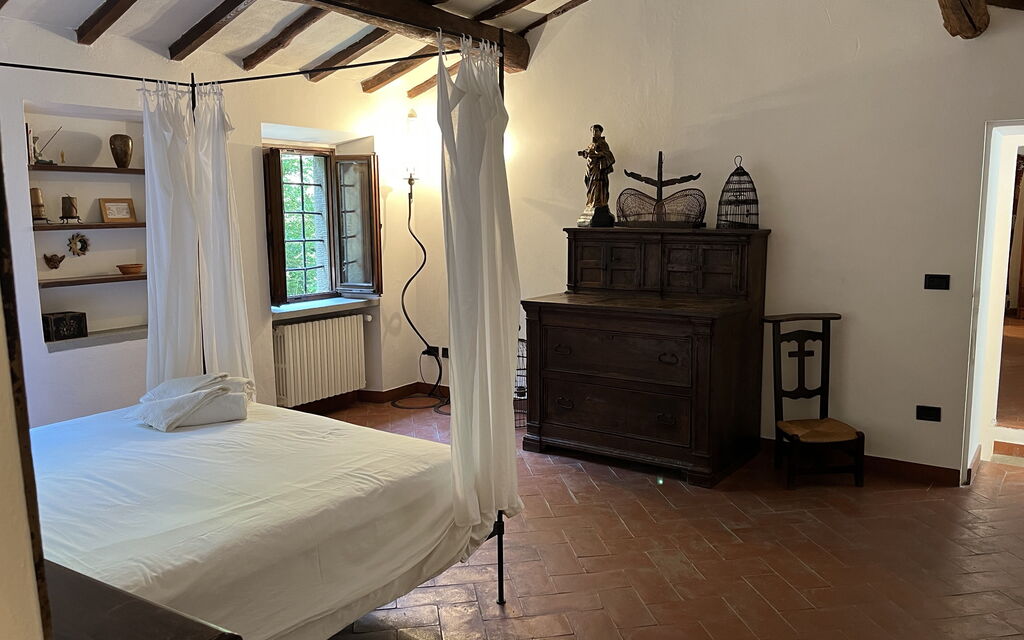 Molin Barletta, Private Pool, Nature - Marliana, Toscana: Autumn, Bedroom, Spring, Summer