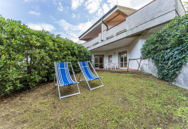 Giannella Beach Residence Apartment - Giannella, Grosseto: Autumn, Garden, Spring, Summer