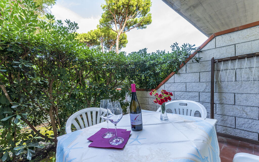 Giannella Beach Residence Apartment - Giannella, Grosseto - : Autunno, Estate, Giardino, Primavera