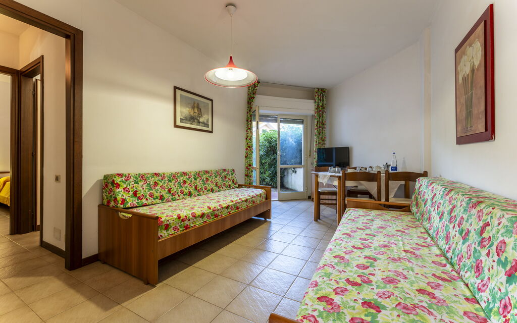 Giannella Beach Residence Apartment - Giannella, Grosseto - : Autumn, Kitchen, Living Room, Spring, Summer