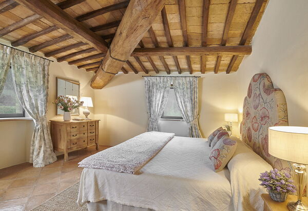 Villa Subtilia - Tenuta Di Murlo, Umbria: Autumn, Bedroom, Spring, Summer