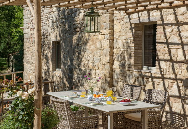 Villa Molinella - Tenuta Di Murlo, Umbria: Autunno, Estate, Primavera