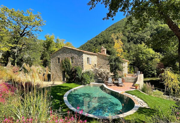 Villa Molinella - Tenuta Di Murlo, Umbria: Autunno, Estate, Piscina, Primavera