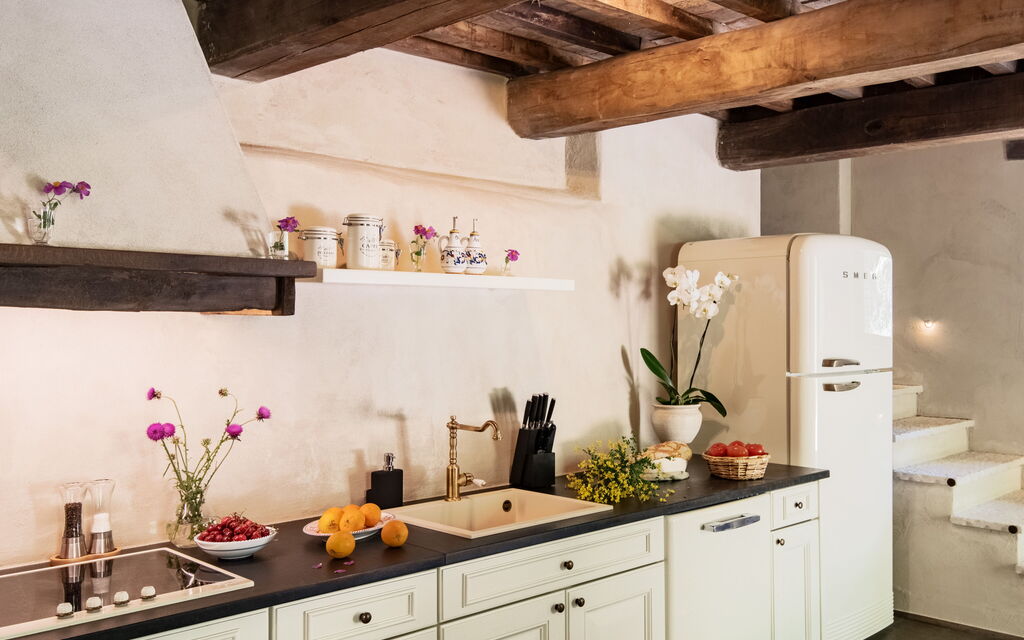 Villa Molinella - Tenuta Di Murlo, Umbria: Autumn, Kitchen, Spring, Summer