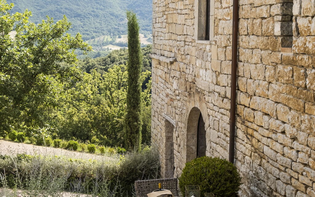 Villa Penna - Tenuta Di Murlo, Umbria: Autumn, Building Exterior, Spring, Summer
