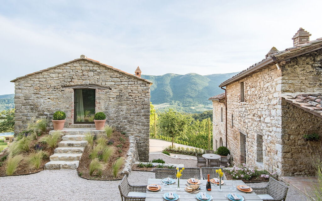Villa Penna - Tenuta Di Murlo, Umbria: Autumn, Building Exterior, Spring, Summer