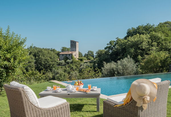 Villa Castiglione Ugolino - Tenuta Di Murlo, Umbria: Autunno, Estate, Esterni, Piscina, Primavera