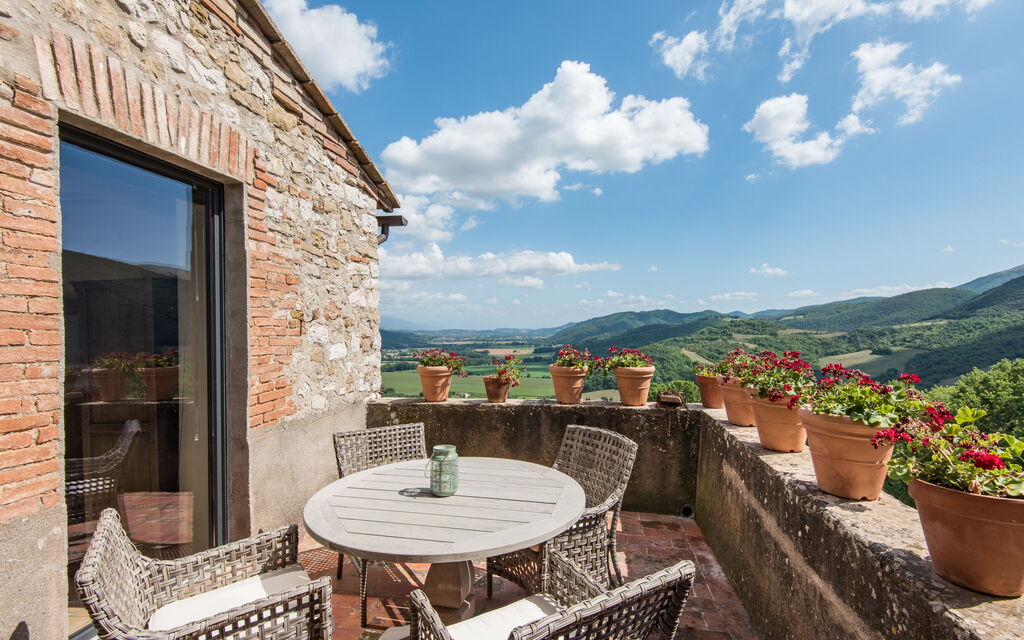 Villa Castiglione Ugolino - Tenuta Di Murlo, Umbria: Autunno, Estate, Esterni, Primavera