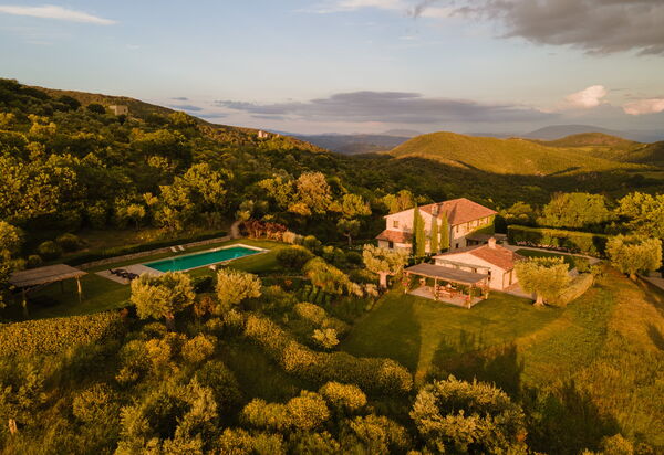 Villa Caminata - Tenuta Di Murlo, Umbria: Autumn, Building Exterior, Pool, Spring, Summer