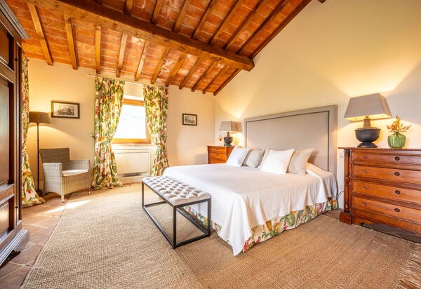 Villa Caminata - Tenuta Di Murlo, Umbria: Autumn, Bedroom, Spring, Summer