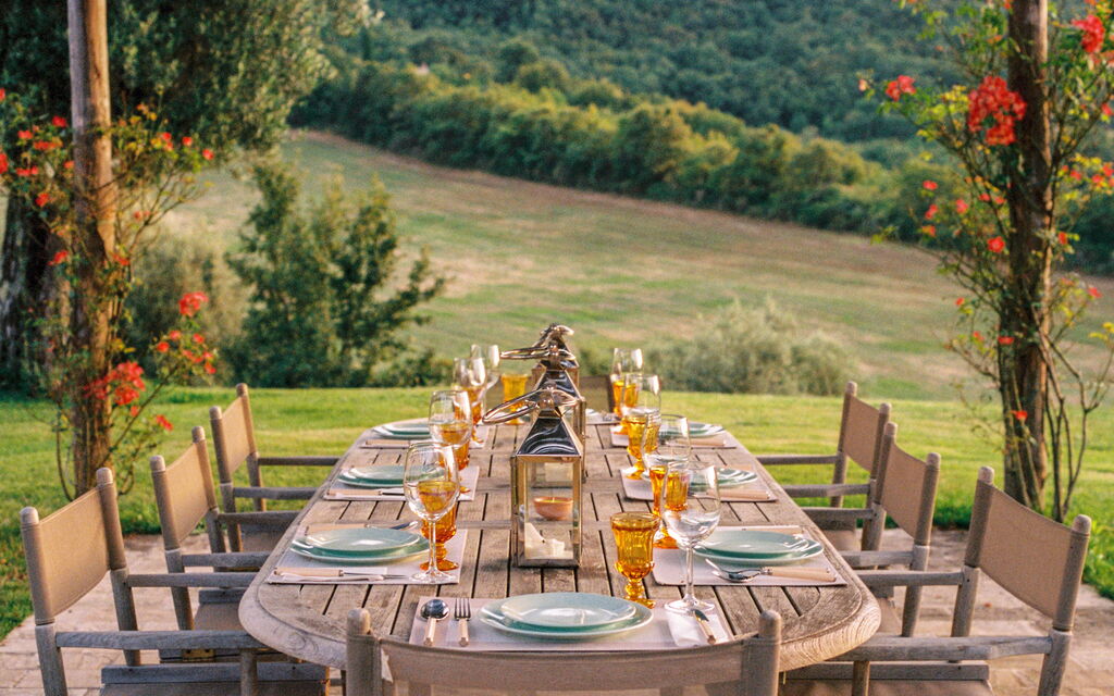 Villa Caminata - Tenuta Di Murlo, Umbria: Autumn, Building Exterior, Spring, Summer