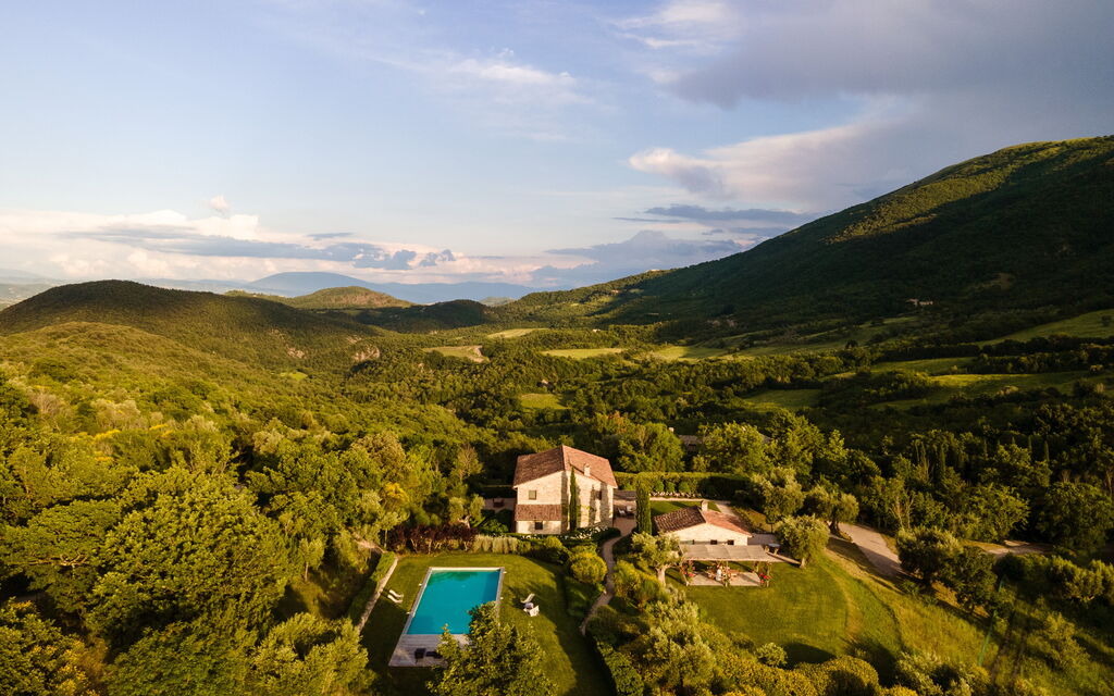 Villa Caminata - Tenuta Di Murlo, Umbria: Autumn, Building Exterior, Spring, Summer