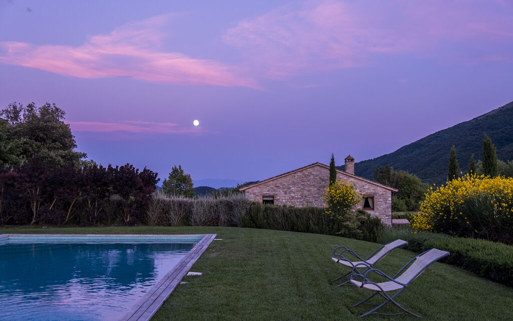 Villa Caminata - Tenuta Di Murlo, Umbria: Autumn, Building Exterior, Pool, Spring, Summer