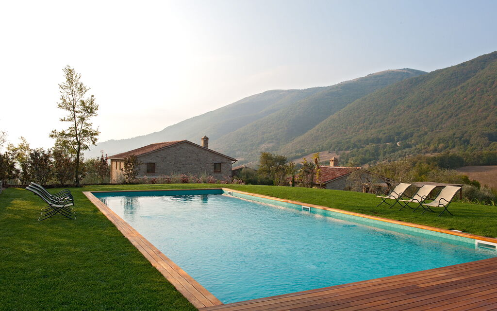 Villa Caminata - Tenuta Di Murlo, Umbria: Autumn, Building Exterior, Pool, Spring, Summer