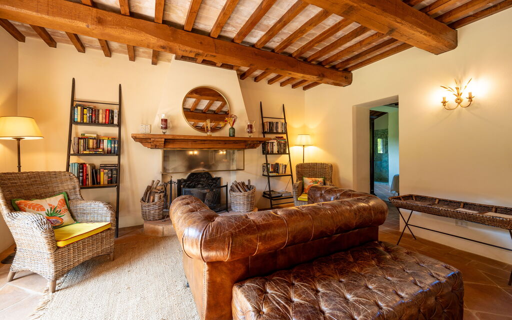 Villa Caminata - Tenuta Di Murlo, Umbria: Autumn, Living Room, Spring, Summer