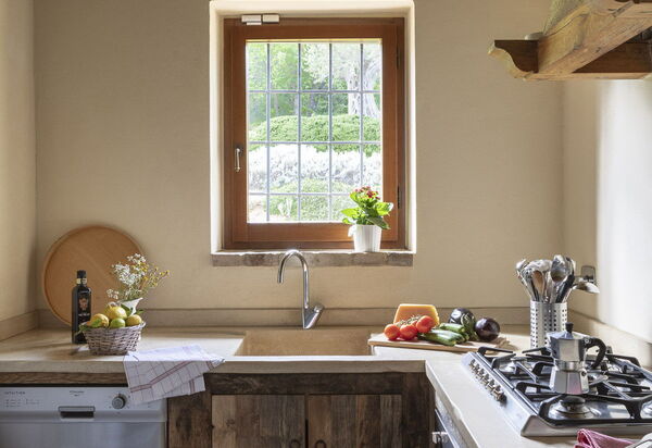 Villa Torre - Tenuta Di Murlo, Umbria: Autumn, Kitchen, Spring, Summer