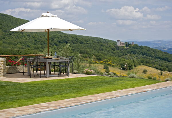 Villa Torre - Tenuta Di Murlo, Umbria: Autumn, Building Exterior, Garden, Pool, Spring, Summer