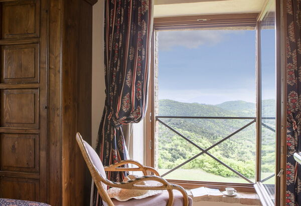 Villa Torre - Tenuta Di Murlo, Umbria: Autumn, Bedroom, Spring, Summer