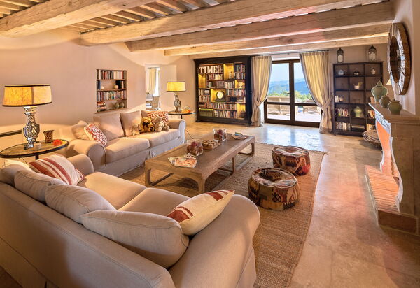 Villa Santa Croce - Tenuta Di Murlo, Umbria: Autumn, Living Room, Spring, Summer