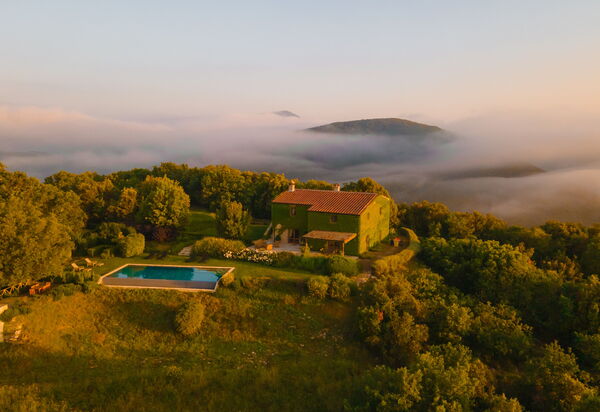 Villa Santa Croce - Tenuta Di Murlo, Umbria: Autumn, Building Exterior, Pool, Spring, Summer