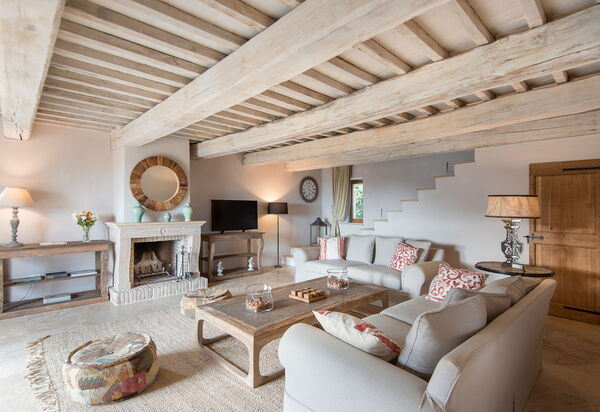 Villa Santa Croce - Tenuta Di Murlo, Umbria: Autumn, Living Room, Spring, Summer