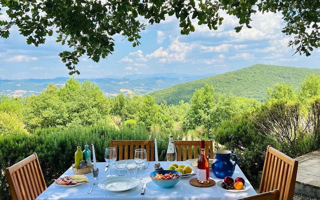 Villa Santa Croce - Tenuta Di Murlo, Umbria: Autumn, Building Exterior, Spring, Summer