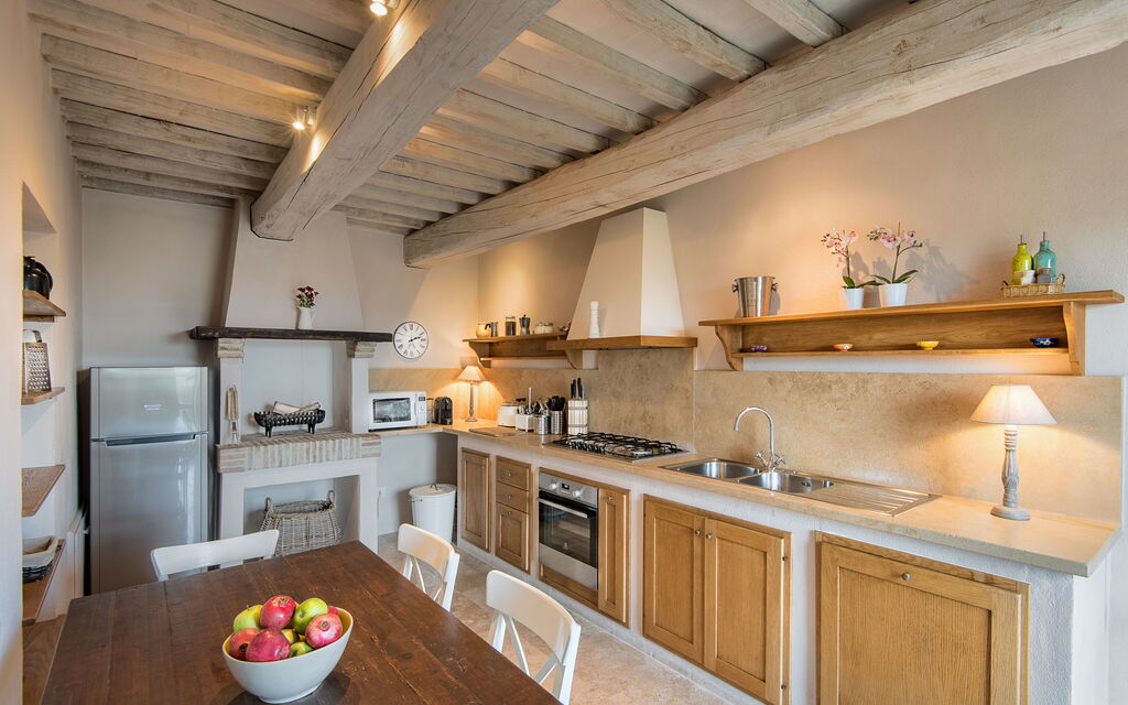 Villa Santa Croce - Tenuta Di Murlo, Umbria: Autumn, Kitchen, Spring, Summer