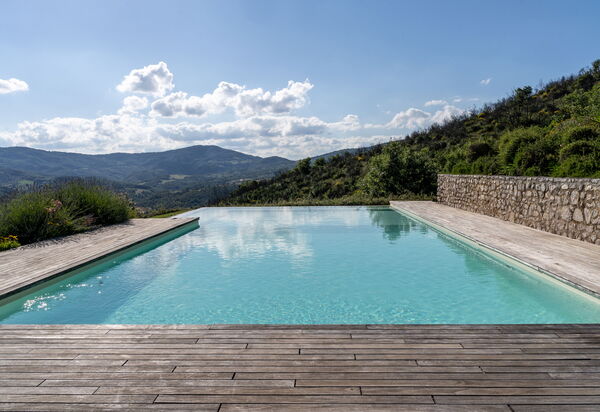 Villa Monticelli - Tenuta Di Murlo, Umbria: Autumn, Building Exterior, Pool, Spring, Summer