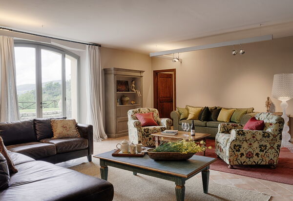 Villa Monticelli - Tenuta Di Murlo, Umbria: Autumn, Living Room, Spring, Summer