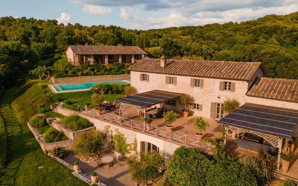 Villa Monticelli - Tenuta Di Murlo, Umbria: Autunno, Estate, Esterni, Primavera