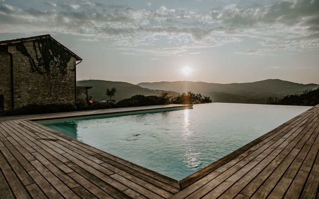 Villa Monticelli - Tenuta Di Murlo, Umbria: Autunno, Estate, Esterni, Piscina, Primavera