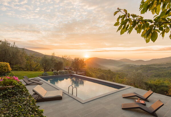 Villa San Savino - Tenuta Di Murlo, Umbria: Autumn, Building Exterior, Pool, Spring, Summer