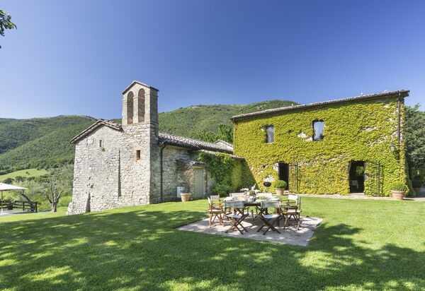 Villa San Savino - Tenuta Di Murlo, Umbria: Autumn, Building Exterior, Spring, Summer