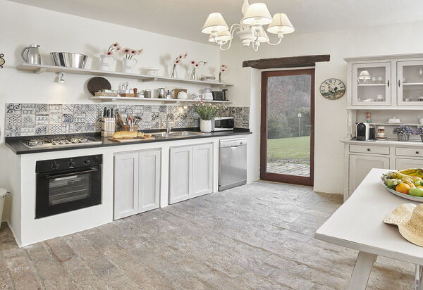 Villa San Savino - Tenuta Di Murlo, Umbria: Autumn, Kitchen, Spring, Summer
