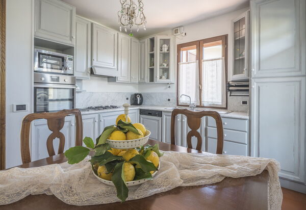 La Bouganville, Forte Dei Marmi, Private Garden, Wifi: Autumn, Kitchen, Spring, Summer