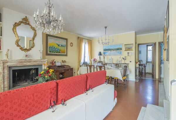 La Bouganville, Forte Dei Marmi, Private Garden, Wifi: Autumn, Living Room, Spring, Summer