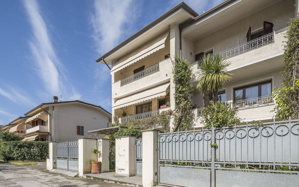La Bouganville, Forte Dei Marmi, Private Garden, Wifi: Autumn, Main Entrance, Spring, Summer