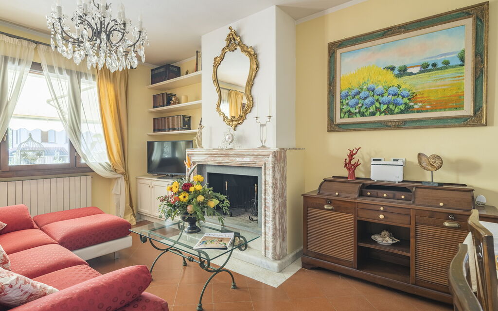 La Bouganville, Forte Dei Marmi, Private Garden, Wifi: Autumn, Living Room, Spring, Summer