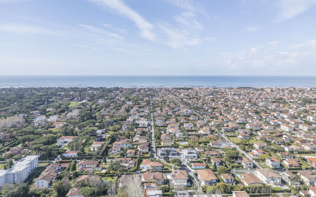 La Bouganville, Forte Dei Marmi, Private Garden, Wifi: Activities, Autumn, Building Exterior, Spring, Summer