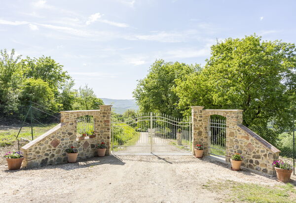 Podere Marcigliana - Radicondoli - Siena, Toscana: Autunno, Estate, Giardino, Primavera, Vista Panoramica