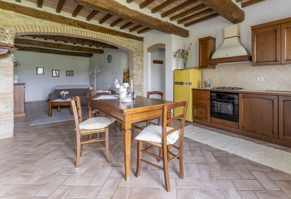 Podere Marcigliana - Radicondoli - Siena, Toscana: Autunno, Cucina, Estate, Primavera