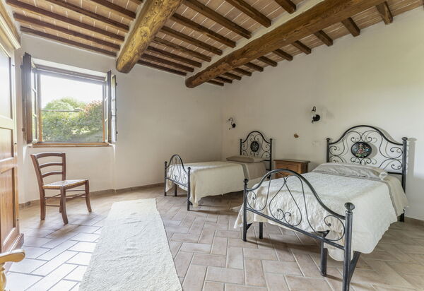 Podere Marcigliana - Radicondoli - Siena, Toscana: Autunno, Camera da letto, Estate, Primavera